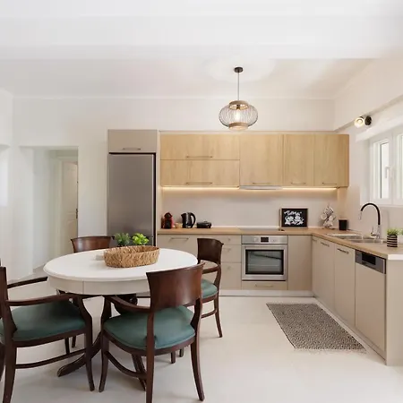 Walnut House - Peaceful Private Garden Вилла