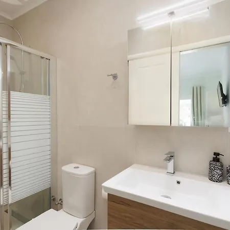 Walnut House - Peaceful Private Garden *