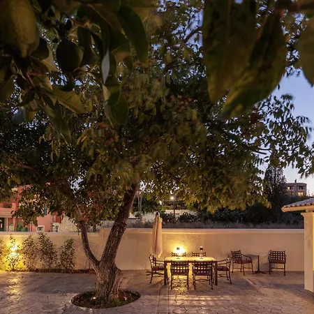 Walnut House - Peaceful Private Garden Villa Alepou