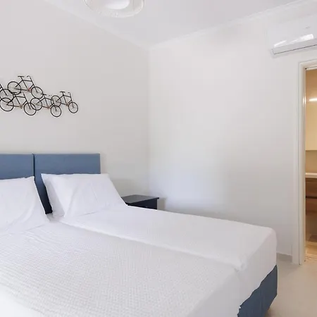 Walnut House - Peaceful Private Garden Alepou